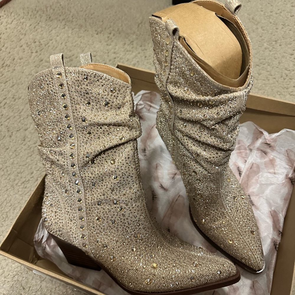 Jessica Simpson boots